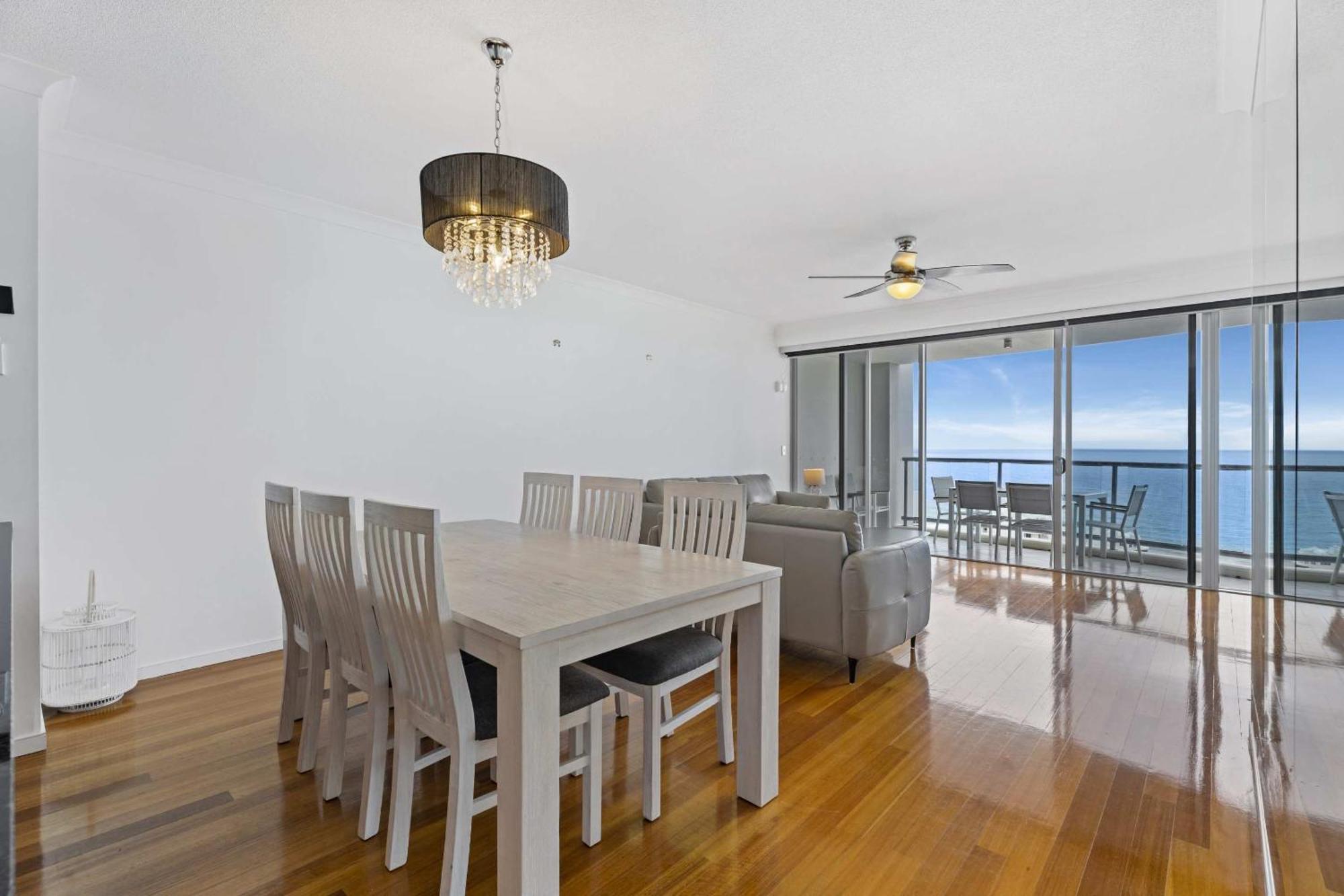 Chevron Renaissance - Hr Surfers Paradise Gold Coast Room photo